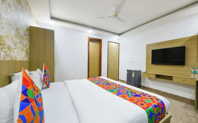 Fabhotel Luxe 8 Stayz