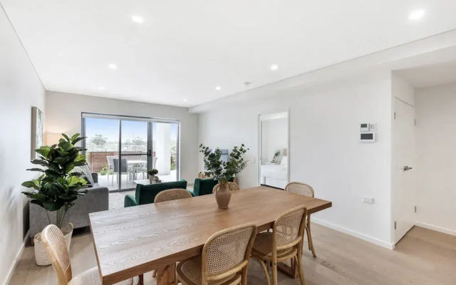 Pristine 3-bed Kiama Unit With Courtyard