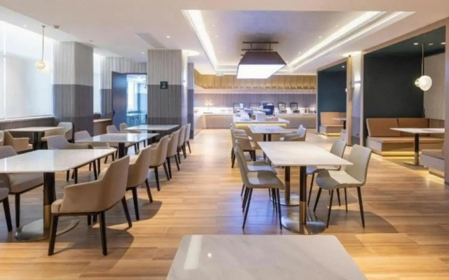 Atour Hotel Suqian Susu Industrial Park