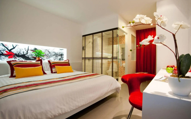 The Gallery Hotel