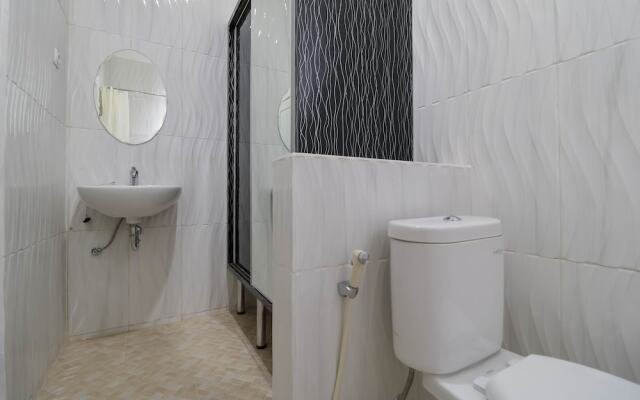 RedDoorz Plus near Dharmawangsa