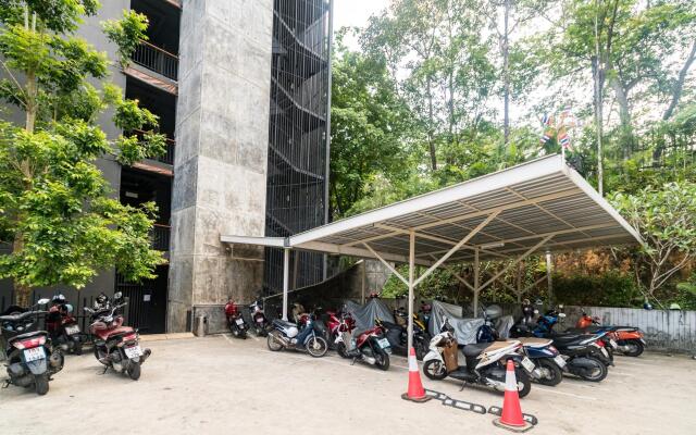ET212A - Studio in Patong with pool and parking