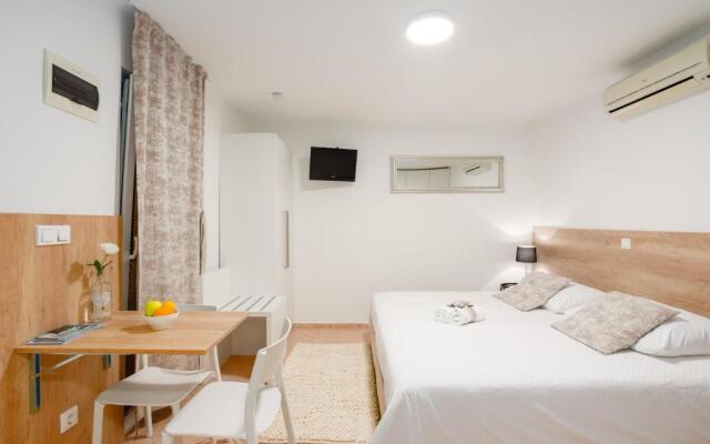 Apartments & Rooms Buble