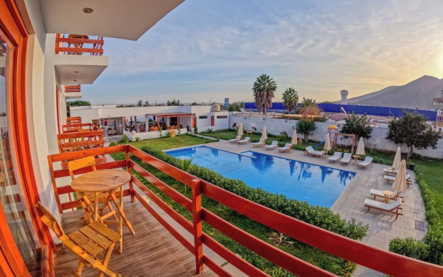 Hotel La Colina