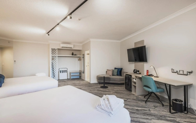 Mermaid Waters Hotel by Nightcap Plus