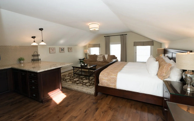 124 on Queen Hotel & Spa
