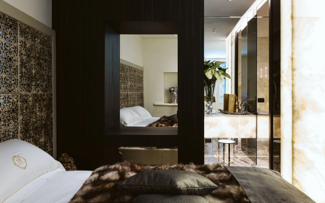 The Harbor Luxury Living