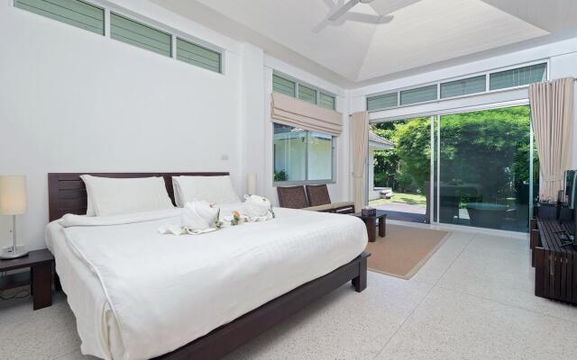 Ban Mok Talay - Beach Front Villa