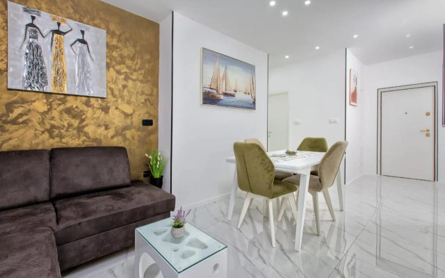 NEW! Luxury Apartment Dona