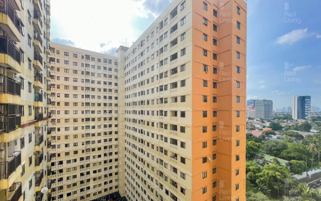 RedLiving Apartemen Kebagusan City - Nuna Rooms