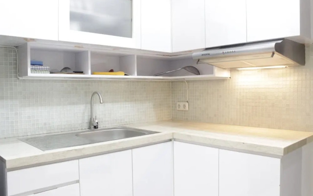 Best Location 2BR Tamansari La Grande Apartment