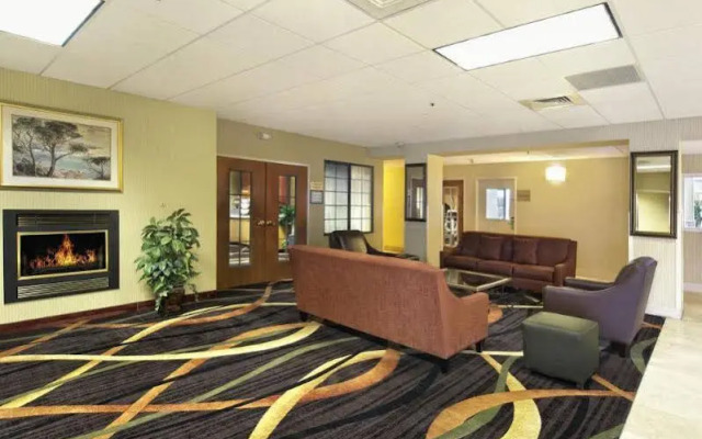 Red Lion Inn & Suites Denver Airport