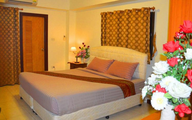 Silver Gold Garden Suvarnabhumi Airport Hotel