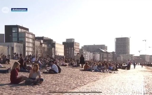 Romantic apartment in most trendy central hotspot +Breakfast