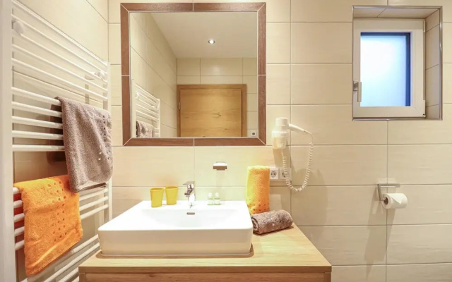 Nice Apartment in See With 2 Bedrooms and Wifi