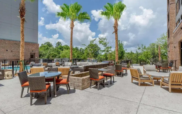 Cambria Hotel Charleston Riverview