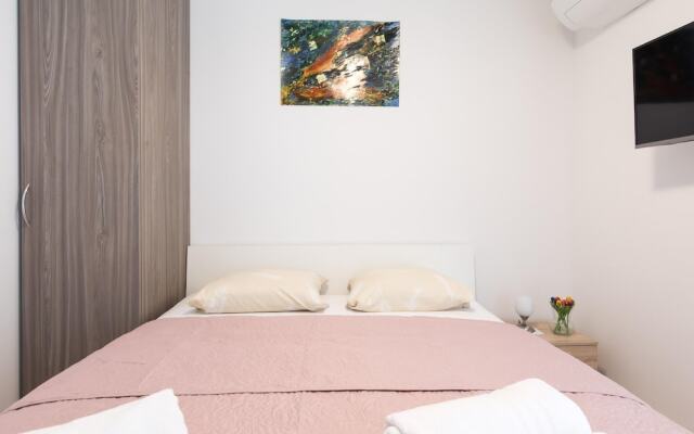 Studios And Room Solis Ideal For Couples