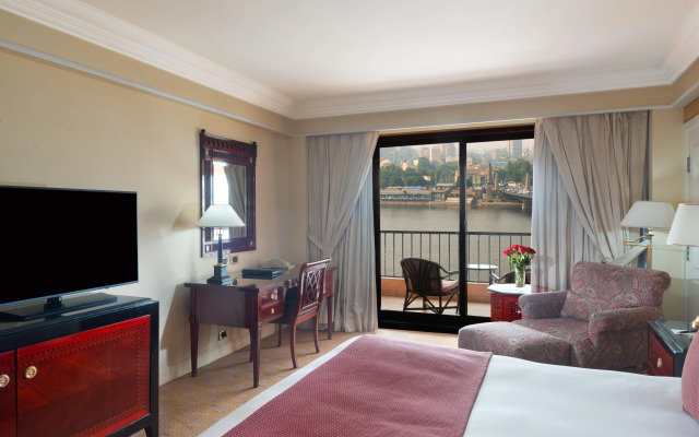 Semiramis hotel
