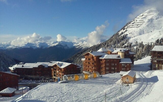 Belle Plagne Open Plan Studio for 4 People of 23 Mâ², Refurnished, on the Slopes Lc419