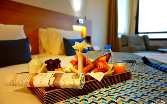 Fredj Hotel