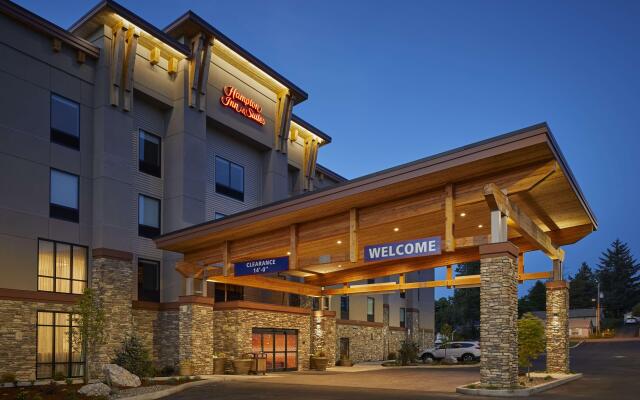 Hampton Inn & Suites Roseburg