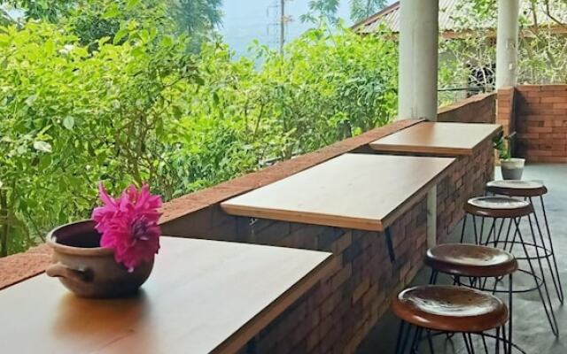 Pondok Bamboo Sendangsari