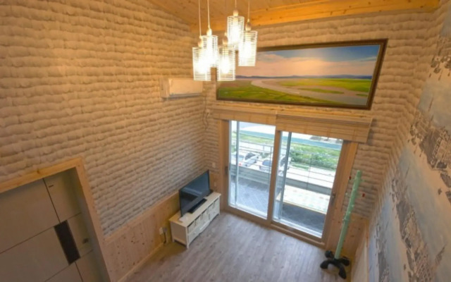 Suncheon Bay Reed Field Pension