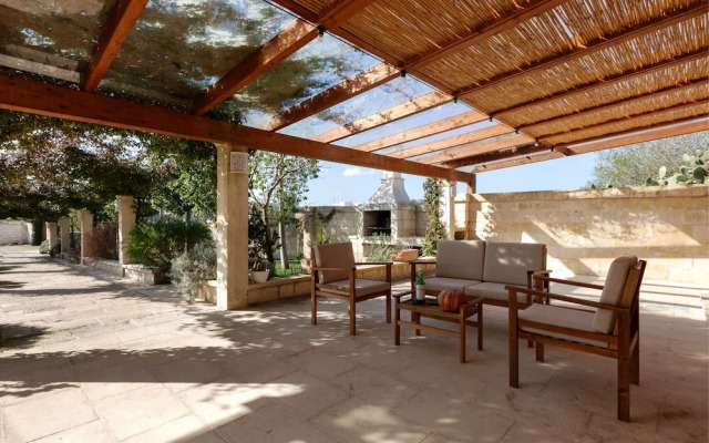 Masseria Misocampo With Garden And Pool