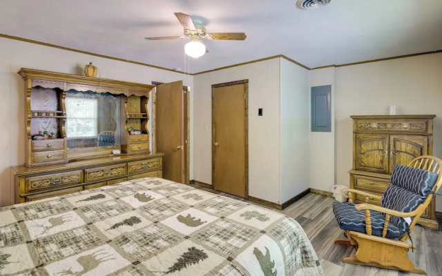 Charming Gatlinburg Home: Pets & Families Welcome!