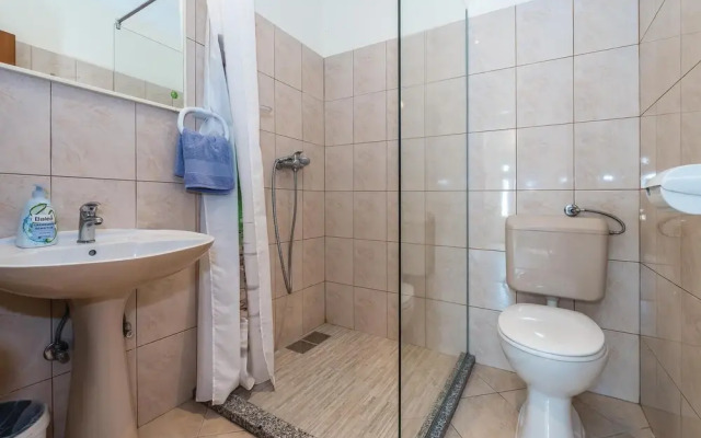 Awesome Home in Sibenik-brodarica With Wifi and 1 Bedrooms