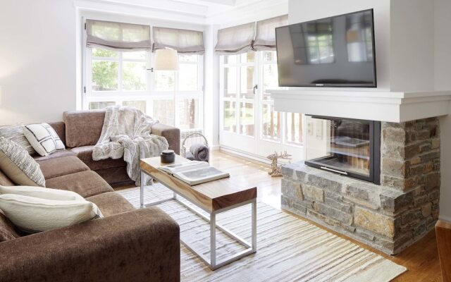 Val de Ruda Luxe 63 by Feelfree Rentals