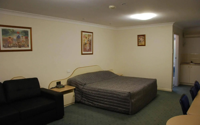 Golfview Motor Inn