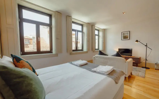 Legacy Oporto Design Apartment H by Vacationy