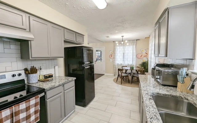 Vibrant Getaway Say Hello to the Best of Houston