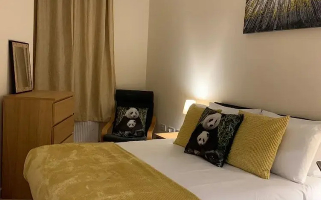 Unique & Stylish 2 Bed Apartment