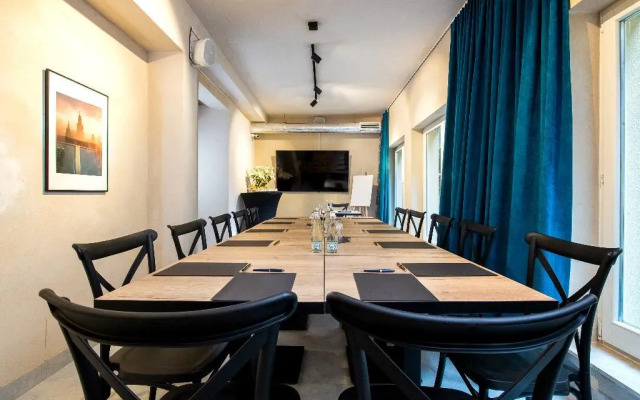 MR67 Mayera Rapaporta