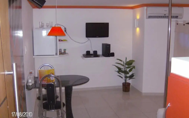 Motel Estoril (Только для взрослых)