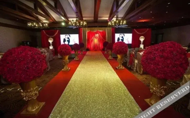 Red Flag Valley Golf Hotel