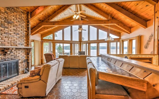 438midsu 4 Bedroom Home