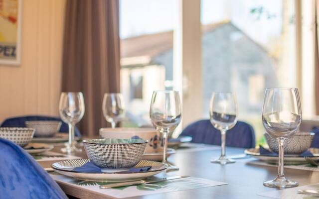 Bungalow Westende Blue 6 Persons