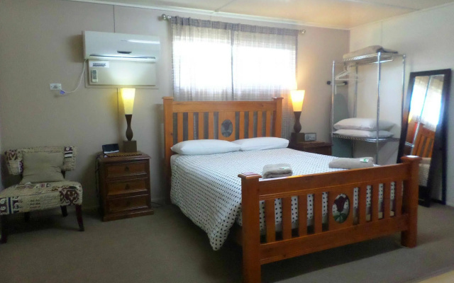 Warrego Hotel Motel Cunnamulla – Guest Rooms – Cunnamulla