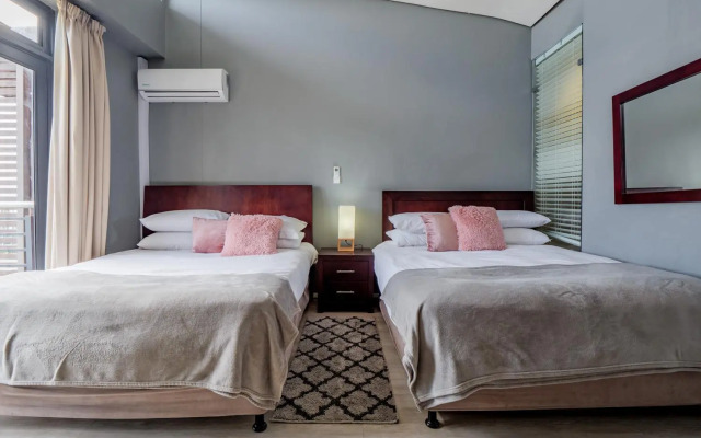 516 Point Bay - Super Stylish for Less