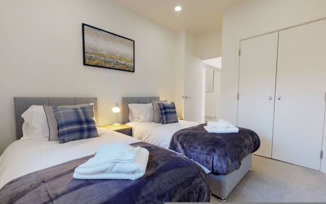 Luxury Apartment - Town Centre North Stevenage