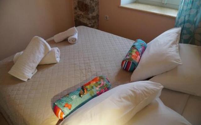 Apartment Gialos