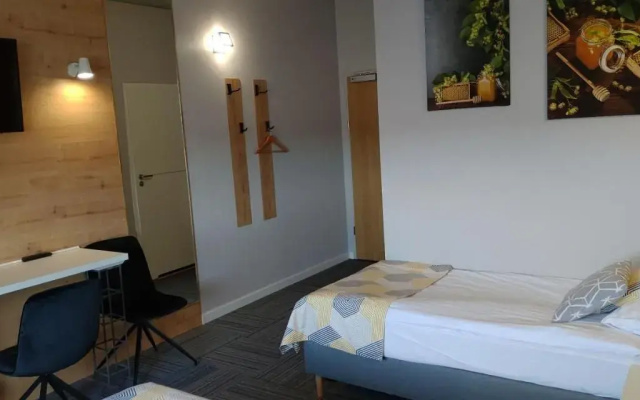Hotel 107