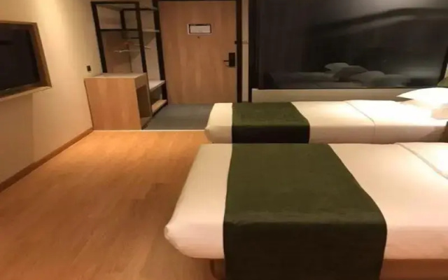 Green Tree Inn Yangzhou Wanda Express Hotel