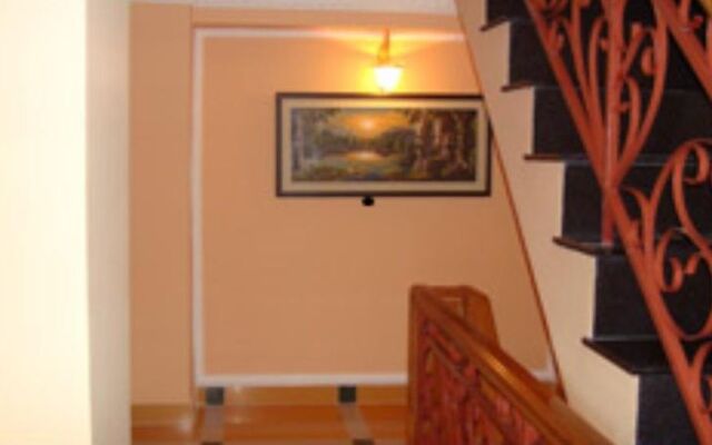 City Lux Hotel