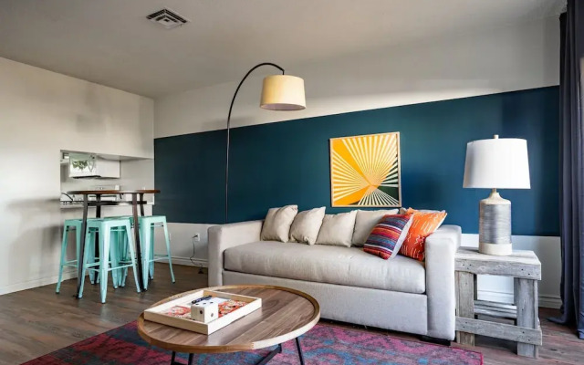 WanderJaunt - Adriano - 2BR - Point Loma