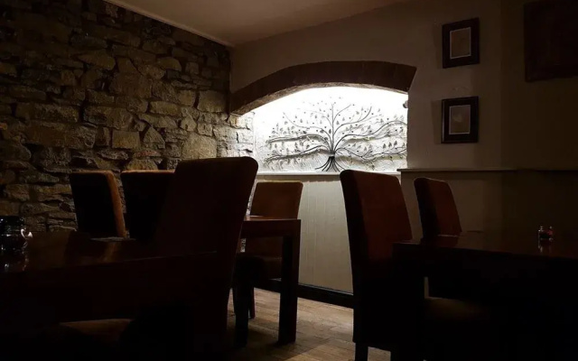 Queen's Head Askham
