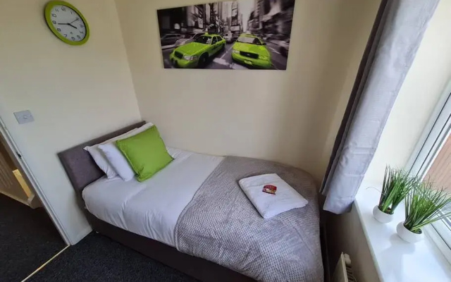 Cosy House W/Parking By Passionfruit Properties